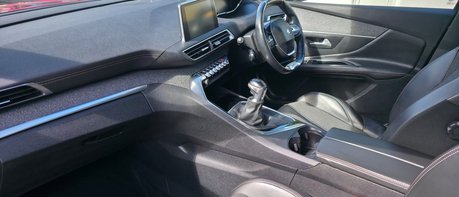 Peugeot 3008 1.5 BLUEHDI S/S GT LINE SAT NAV! BLUETOOTH!LAST OWNER 5 YEARS 6 SERVICES! 1