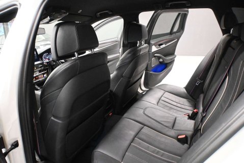 BMW 5 Series 2.0 520d xDrive M Sport MHEV Auto 4WD 5dr 12