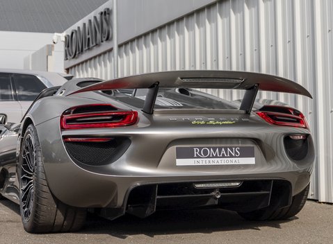 Porsche 918 Spyder 27