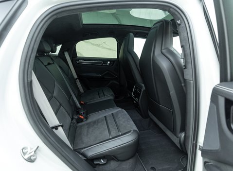 Porsche Cayenne GTS Coupe 14