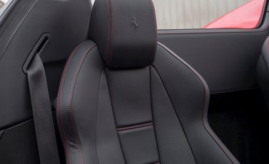 Ferrari 458 Spider 15