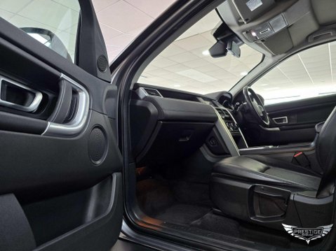 Land Rover Discovery Sport 2.0 TD4 SE Tech Auto 4WD Euro 6 (s/s) 5dr 52