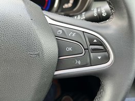 Renault Kadjar 1.5 Kadjar Iconic Blue dCi Auto 5dr 57