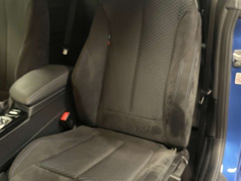 BMW 2 Series 1.5 218i M Sport 2dr 33