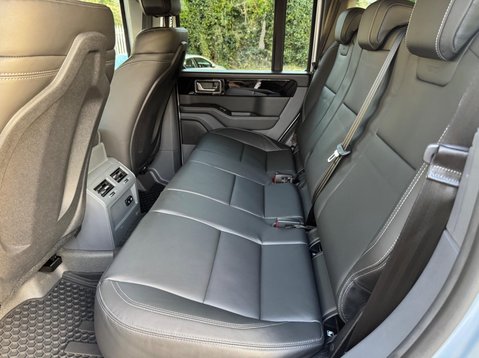 Ineos Grenadier FIELDMASTER EDITION 36