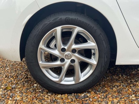 Vauxhall Corsa 1.2 Corsa SRi Nav T 5dr 32