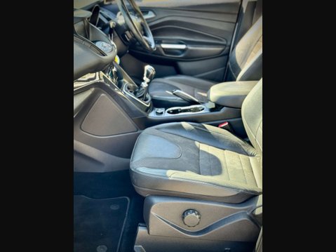 Ford Kuga 2.0 Kuga Titanium TDCi 5dr 44