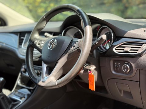 Vauxhall Astra 1.4i SRi Euro 6 5dr 9