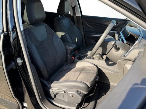 Vauxhall Grandland 1.2 Turbo Ultimate 5dr 18