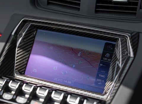 Lamborghini Aventador SV LP750-4 Roadster 18