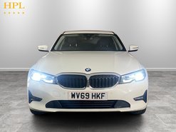 BMW 3 Series 2.0 320i SE Saloon 4dr Petrol Auto Euro 6 (s/s) (184 ps) Air Con - Alloy Wh