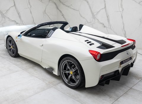 Ferrari 458 Speciale Aperta 15