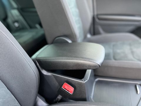 Volkswagen Tiguan SEL TDI BLUEMOTION TECHNOLOGY DSG 38