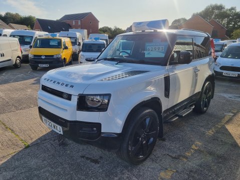 Land Rover Defender X-DYNAMIC HSE MHEV 4