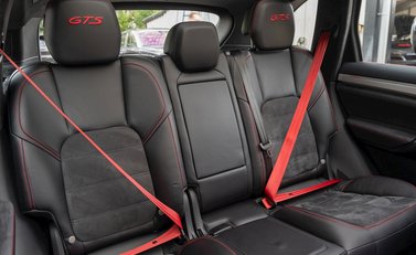 Porsche Cayenne GTS 14