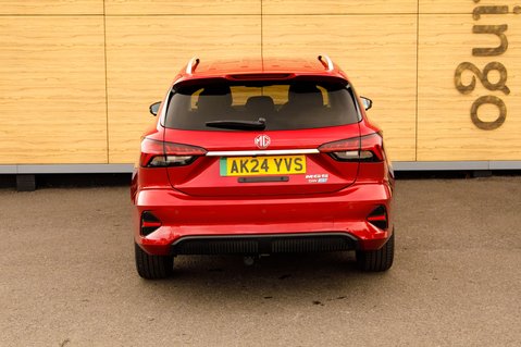 MG MG5 TROPHY 7