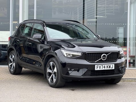 Volvo XC40 B4 PLUS 1