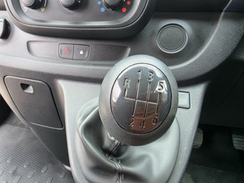 Vauxhall Vivaro 1.6 CDTi 2900 ecoFLEX L1 H1 Euro 5 (s/s) 5dr 7