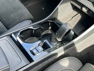Volvo XC40 B4 PLUS AWD MHEV 27