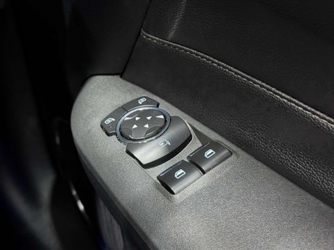 Ford Mustang 5.0 V8 GT Fastback 2dr Petrol SelShift Euro 6 (416 bhp) 43