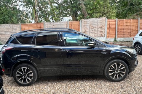 Ford Kuga ST-LINE TDCI - 8 SERVICES - AWAITING PREPARATION 4