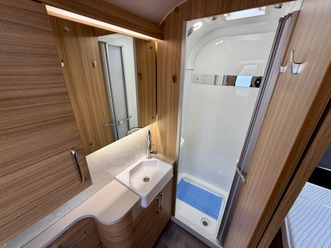 Bailey Unicorn Vigo 29