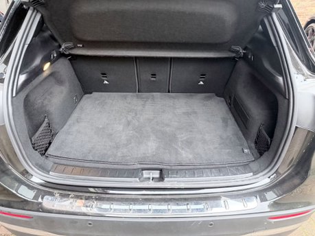 Mercedes-Benz GLA Class GLA 220D 4M AMG Line Premium Plus Auto Diesel PAN ROOF/MEMORY SEATS/360 CAM 13