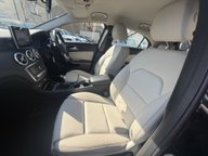 Mercedes-Benz A Class A 180 SE 14