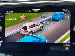 Volkswagen Tiguan 2.0 Tiguan R-Line TDI Semi-Auto 5dr 54