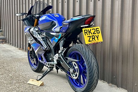 Yamaha R125 (YZF 125-A) 23