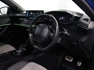 Peugeot 2008 GT PREMIUM 5