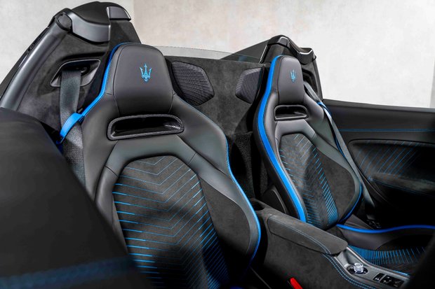 Maserati MC20 CIELO. NOW SOLD. SIMILAR REQUIRED. PLEASE CALL 01903 254800. 2