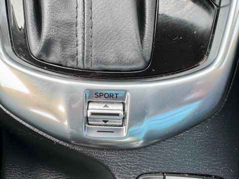 Mazda 2 SE-L NAV 31