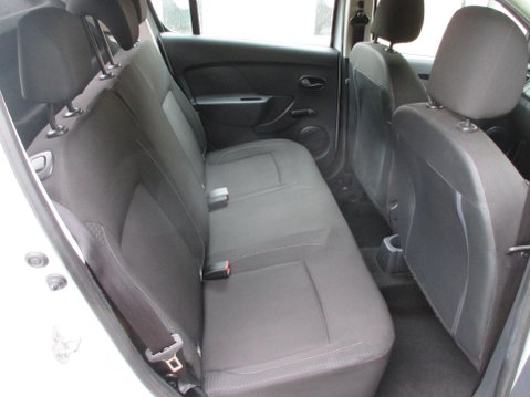 Dacia Sandero 1.0 SCe Ambiance Euro 6 5dr 30