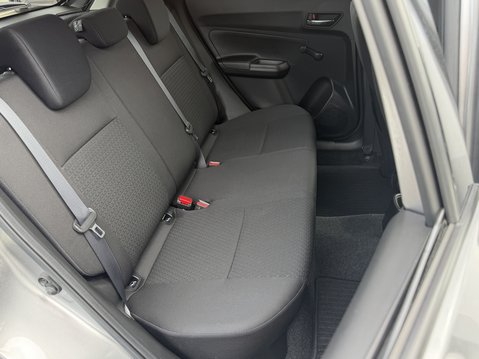 Suzuki Swift 1.2 Dualjet 83 12V Hybrid SZ-L 5dr 35