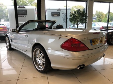 Mercedes-Benz SL Series SL500 V8 29