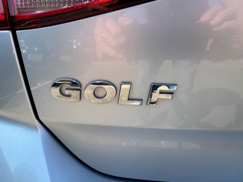 Volkswagen Golf SE TSI 23