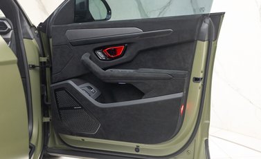 Lamborghini Urus PERFORMANTE 39