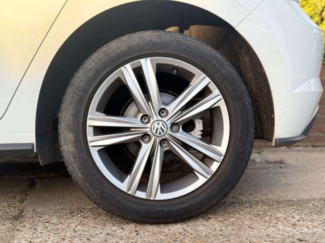 Volkswagen Polo 1.0 Polo R-Line TSi 5dr 31