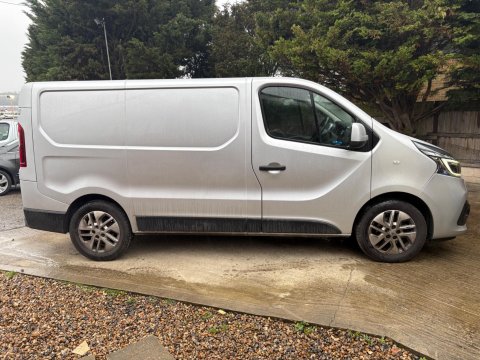 Renault Trafic SL28 SPORT ENERGY DCI 5