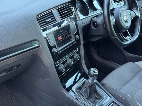 Volkswagen Golf 2.0 TSI BlueMotion Tech R Hatchback 5dr Petrol Manual 4Motion Euro 6 (s/s) 23