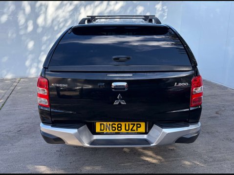Mitsubishi L200 2.4 L200 Warrior DI-D 4WD 40