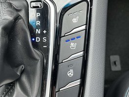 Hyundai IONIQ 1.6 IONIQ Premium SE FHEV Semi-Auto 5dr 58