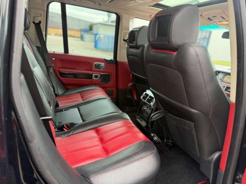 Land Rover Range Rover 3.6 TD V8 Autobiography SUV 5dr Diesel Auto 4WD Euro 4 (271 ps) 12
