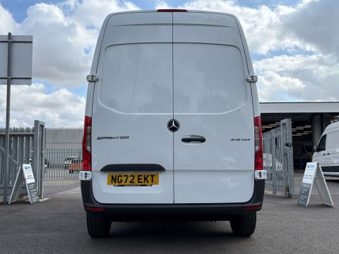 Mercedes-Benz Sprinter 2.0 315 CDI Progressive Panel Van 5dr Diesel Manual FWD L2 H2 Euro 6 (s/s) 17