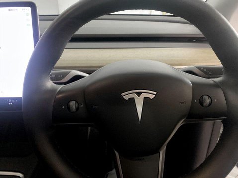 Tesla Model Y SUV 5dr Electric Auto RWD (346 ps) 13
