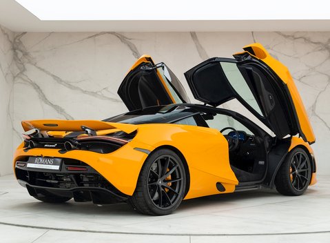 McLaren 720S Performance 8