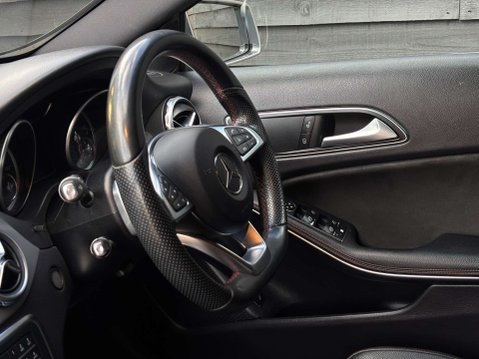 Mercedes-Benz GLA 2.1 GLA 220 AMG Line D 4Matic Auto 4WD 5dr 13