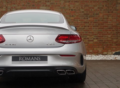 Mercedes-Benz C Class C63 Coupe Premium 13