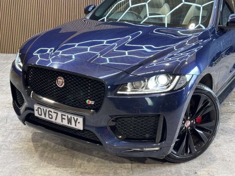 Jaguar F-Pace 3.0 F-PACE V6 S AWD D Auto 4WD 5dr 36